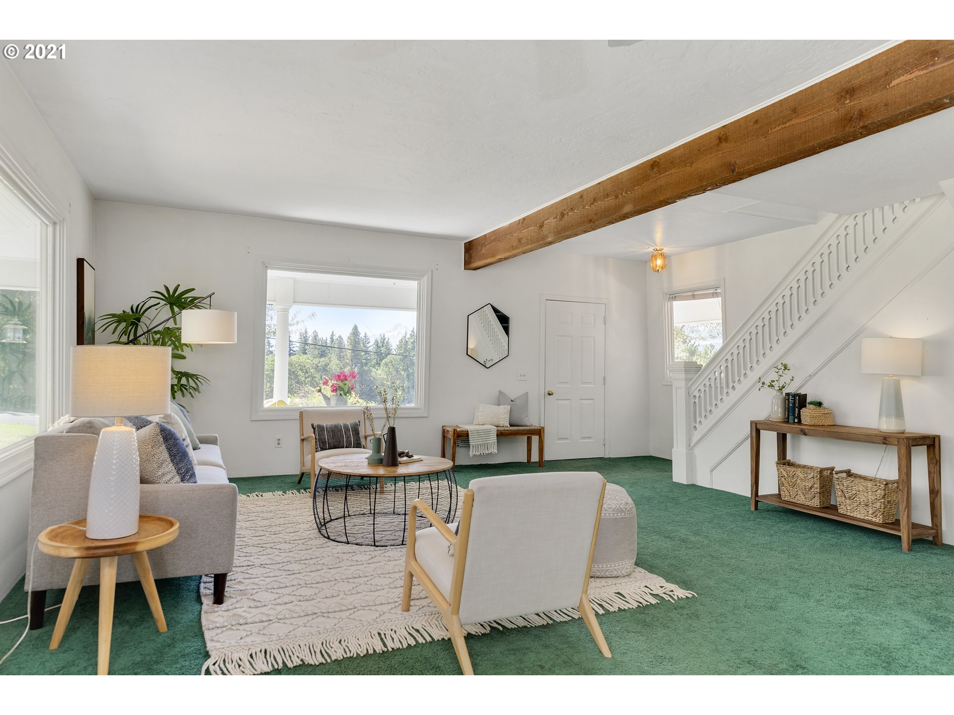 150 Southwest Eyrie Road White Salmon, WA 98672 - Photo 6 of 32 Gallery Image 6