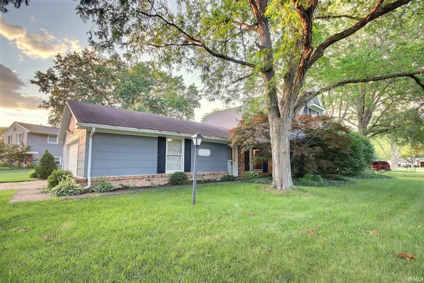 $173,400 | 3009 Rockwood Drive, Fort Wayne, IN 46815