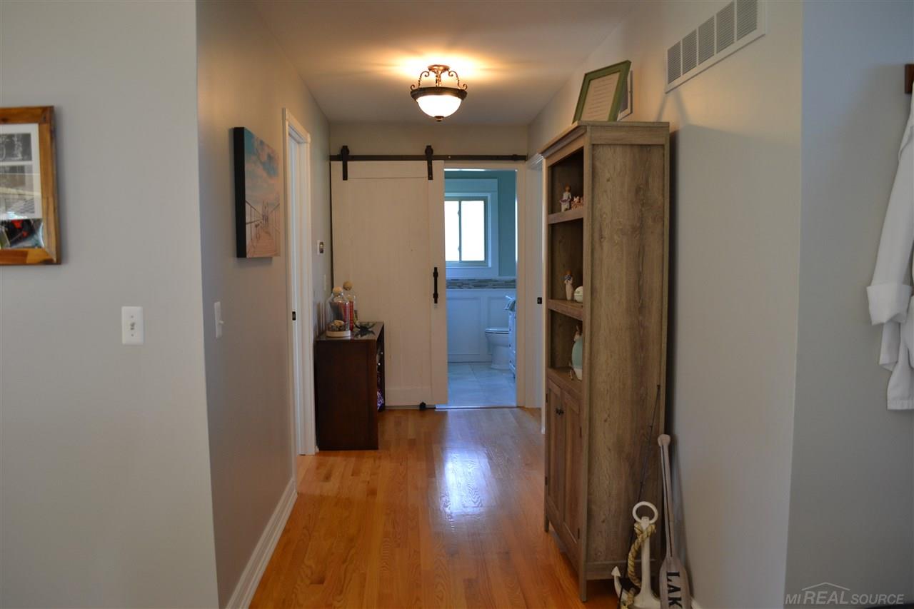 49211 Monte Road New Baltimore, MI 48047 - Photo 10 of 38 31360786-9.JPG