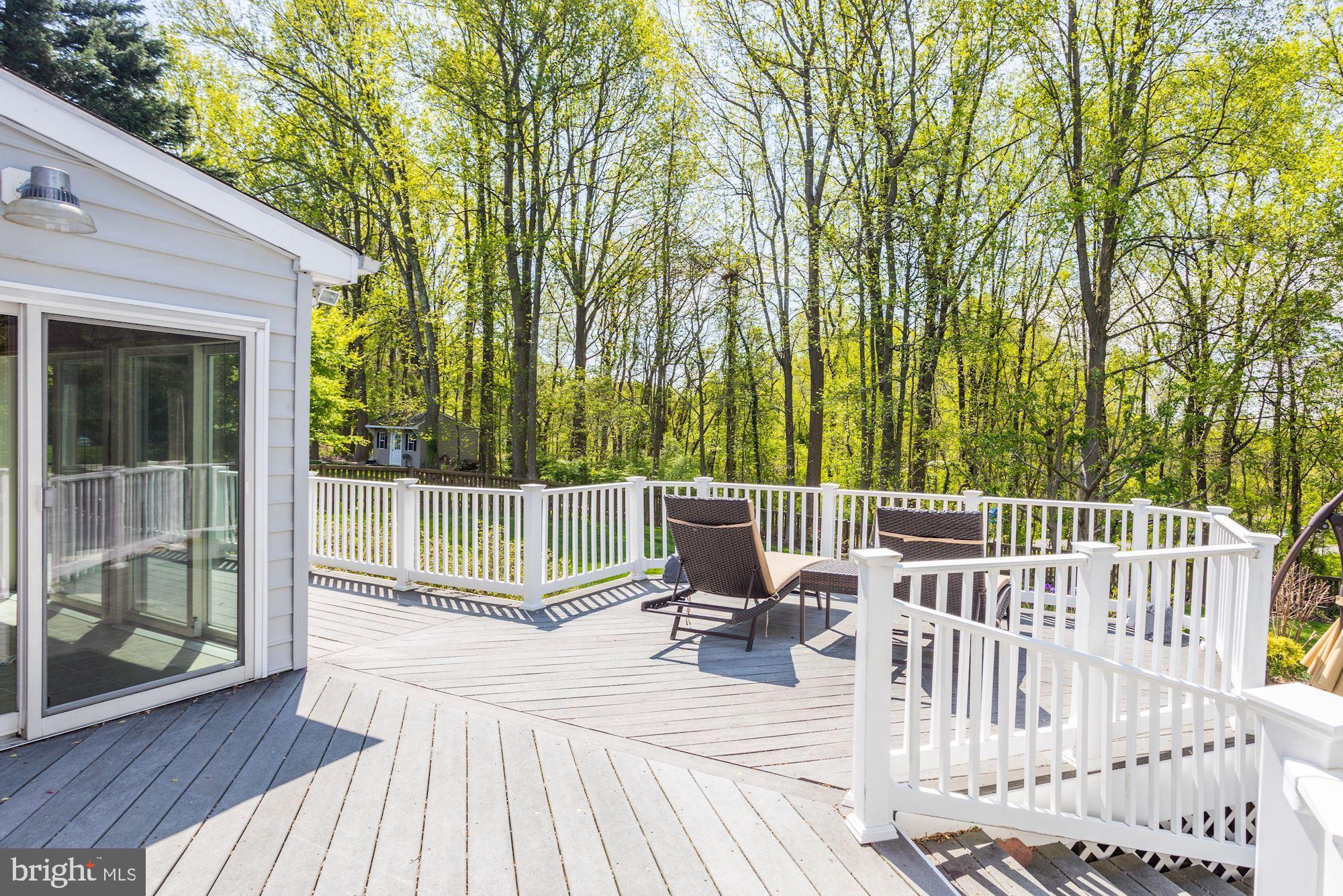 605 Havenhill Road Edgewater, MD 21037 - Photo 28 of 62 Composite Deck leads to patio and yard
