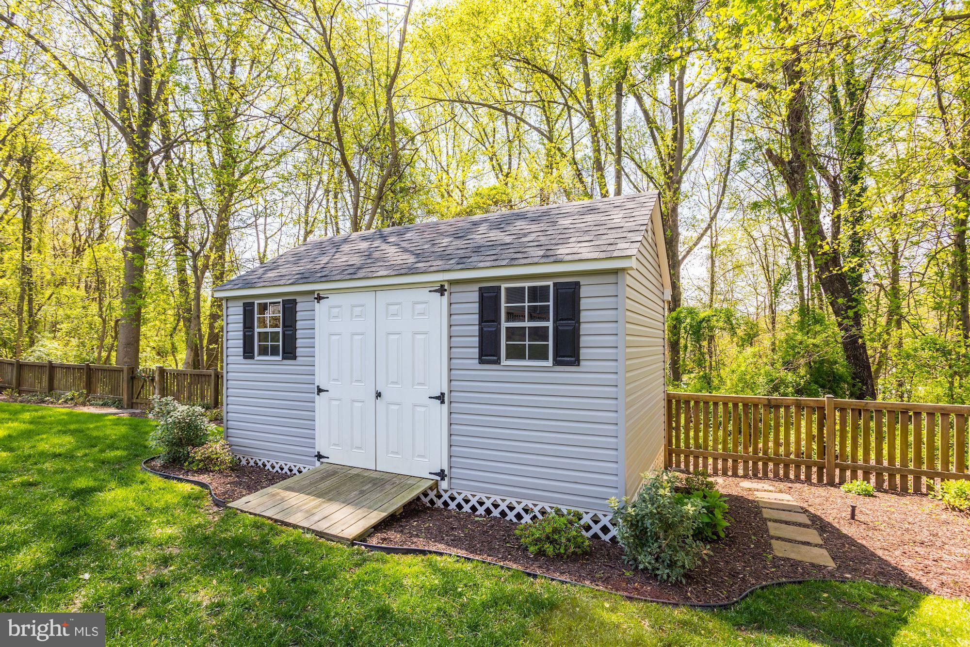 605 Havenhill Road Edgewater, MD 21037 - Photo 53 of 62 Amish-built shed in rear yard, perfect storage