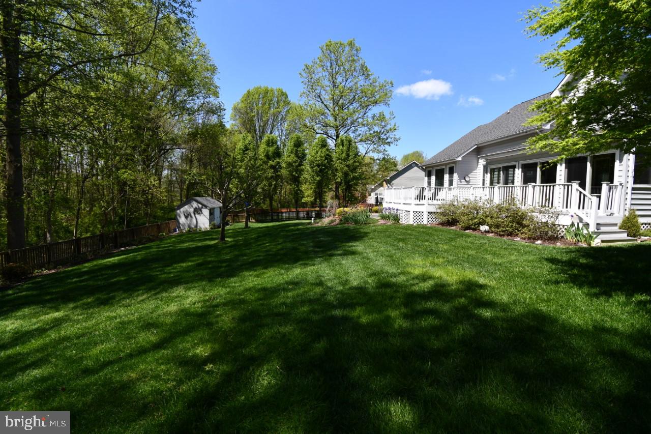 605 Havenhill Road Edgewater, MD 21037 - Photo 60 of 62 Beautiful rear yard, facing rear of home.