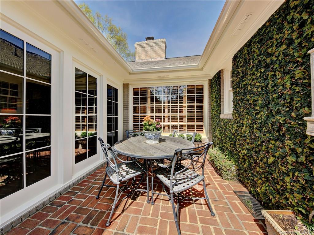1100 Bolling Road Charlotte, NC 28207 - Photo 19 of 24 Gallery Image 19