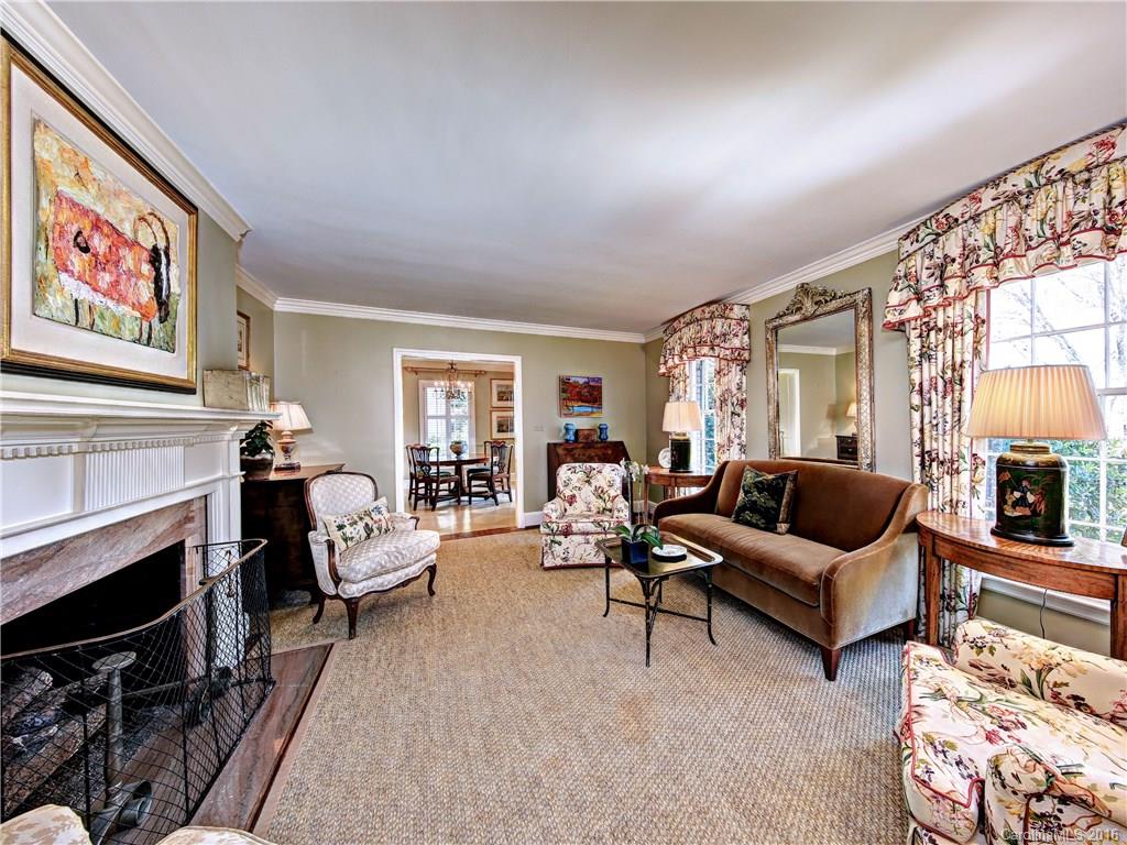 1100 Bolling Road Charlotte, NC 28207 - Photo 4 of 24 Gallery Image 4