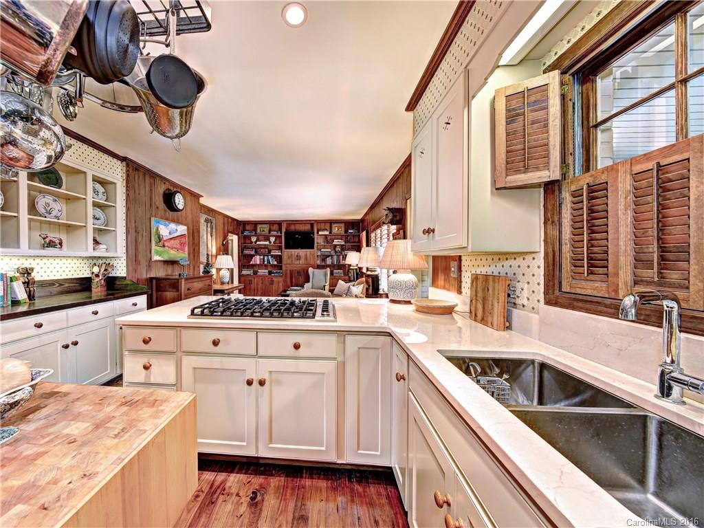 1100 Bolling Road Charlotte, NC 28207 - Photo 8 of 24 Gallery Image 8