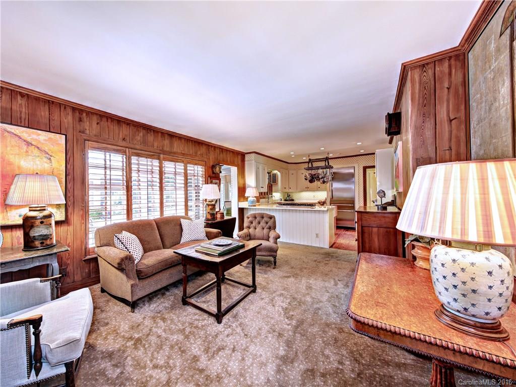 1100 Bolling Road Charlotte, NC 28207 - Photo 10 of 24 Gallery Image 10