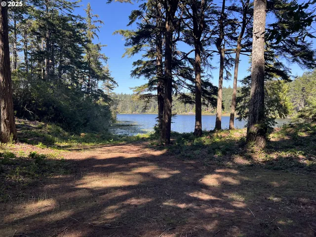 $759,000 | 0 Laurel Road, Unit 2000, Bandon, OR 97411