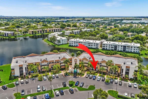 $250,000 | 7216 Fairfax Drive, Unit 109, Tamarac, FL 33321