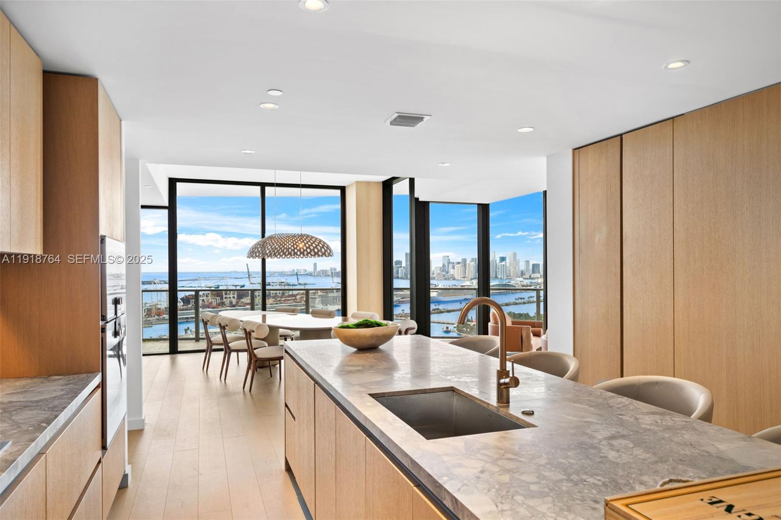 500 Alton Road, Unit 3402 03 Miami Beach, FL 33139 - Photo 40 of 77