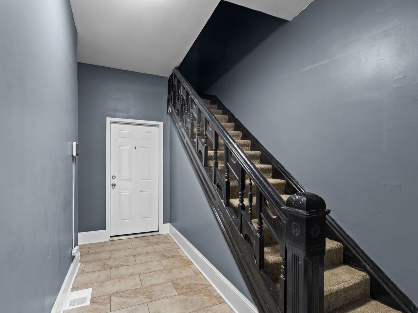 7622 South Normal Avenue Chicago, IL 60620 - Photo 4 of 21