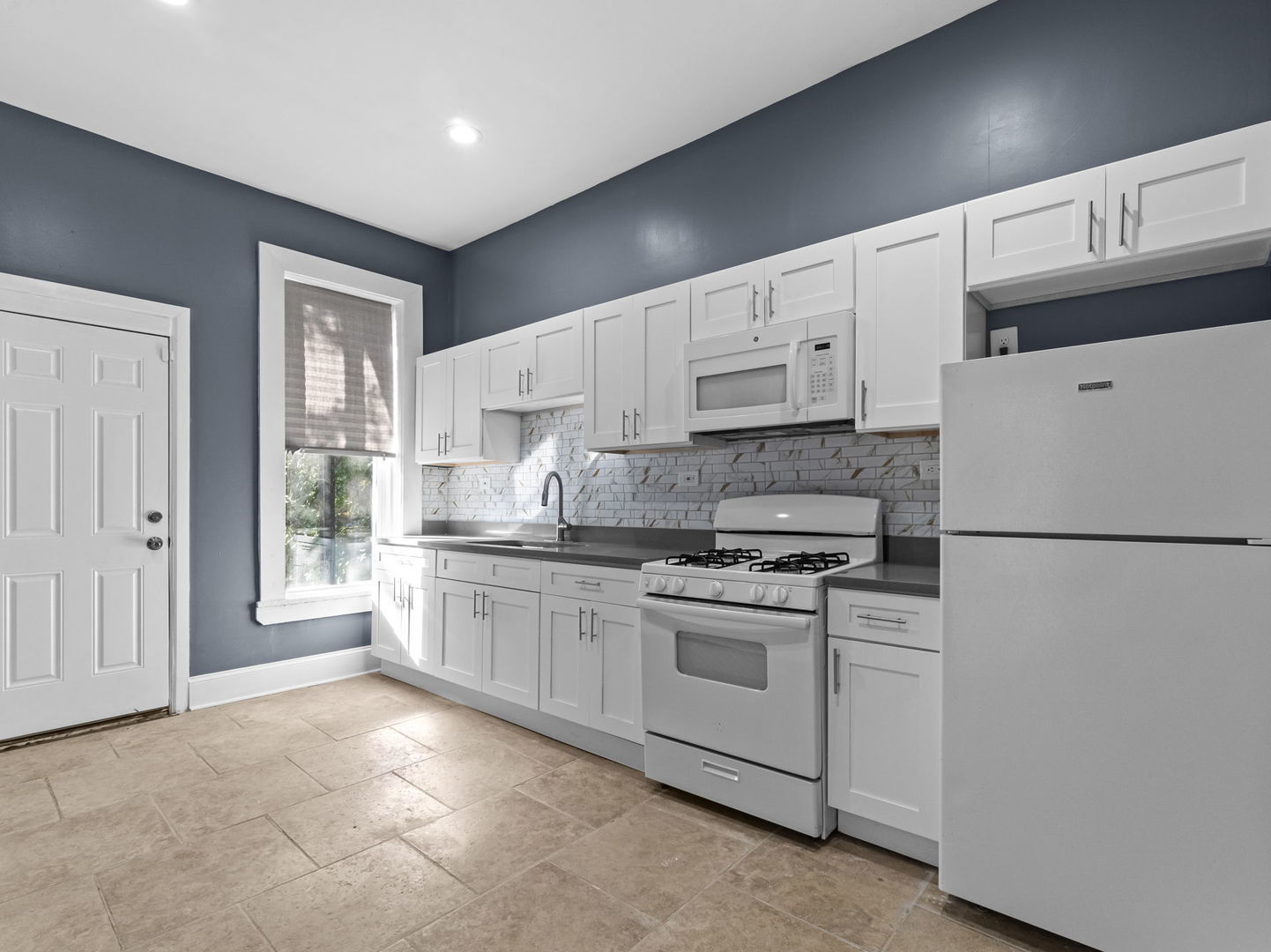 7622 South Normal Avenue Chicago, IL 60620 - Photo 10 of 21