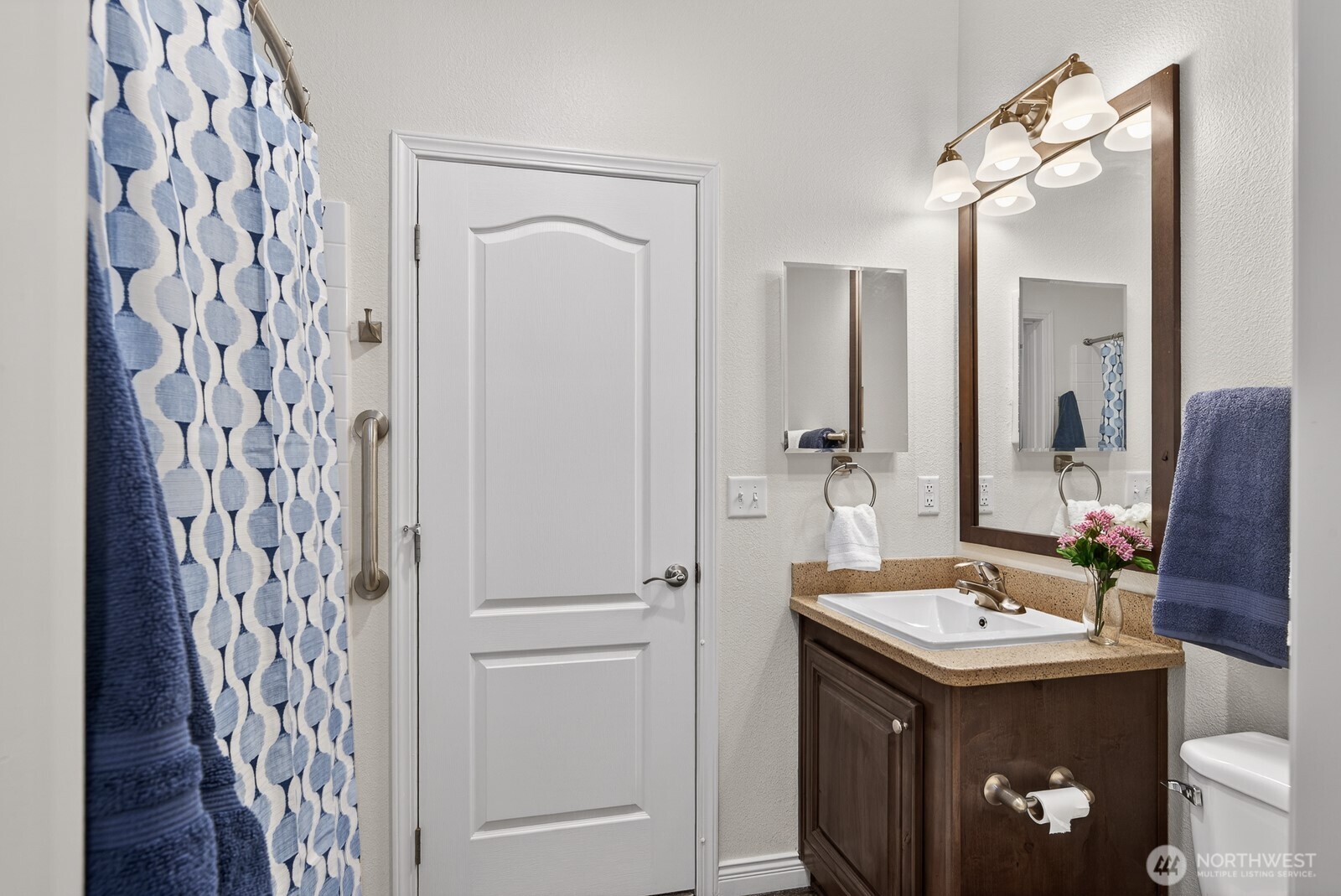 1725 242nd Street Southeast, Unit 203 Bothell, WA 98021 - Photo 14 of 27