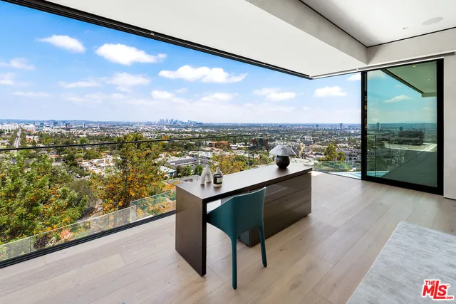 $23,500,000 | 8116 Laurel View Drive, Los Angeles, CA 90069