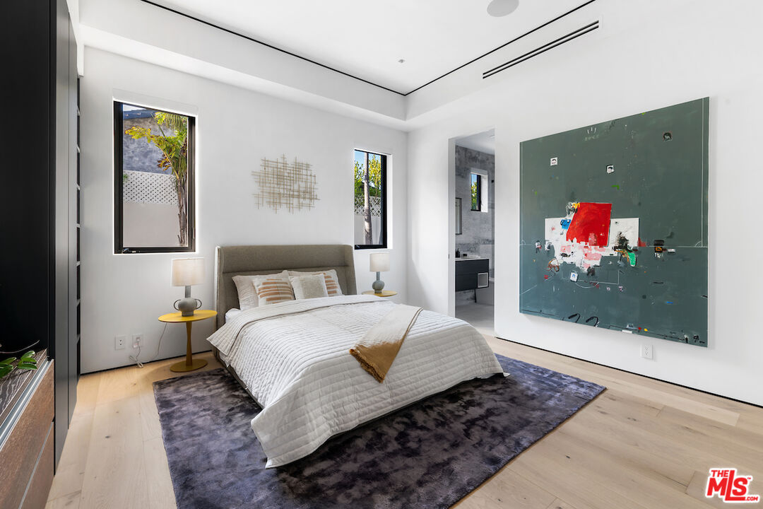 8116 Laurel View Drive Los Angeles, CA 90069 - Photo 38 of 75