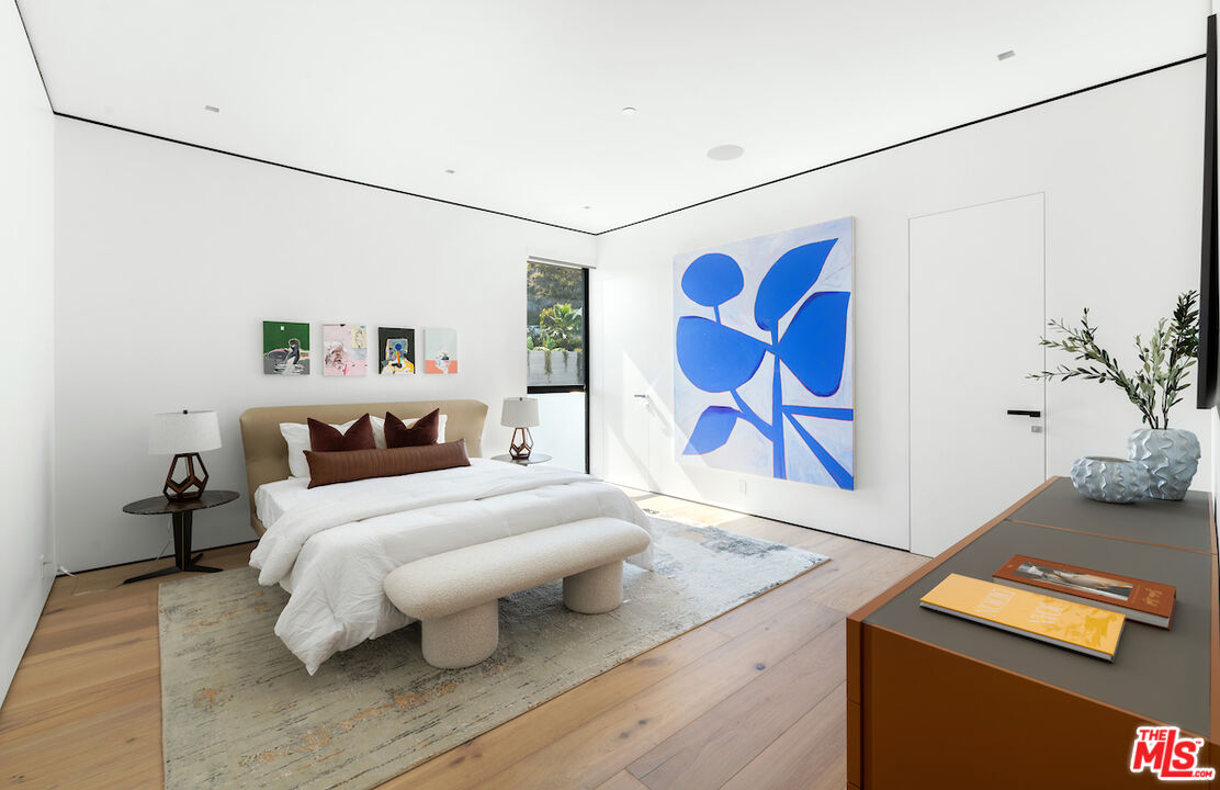 8116 Laurel View Drive Los Angeles, CA 90069 - Photo 41 of 75