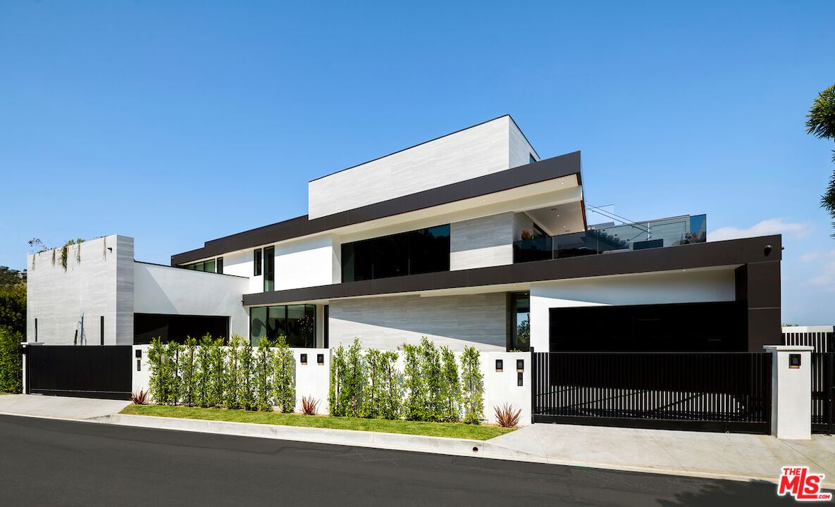 8116 Laurel View Drive Los Angeles, CA 90069 - Photo 74 of 75