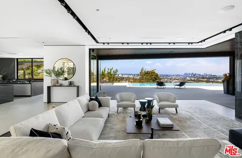 $23,500,000 | 8116 Laurel View Drive, Los Angeles, CA 90069