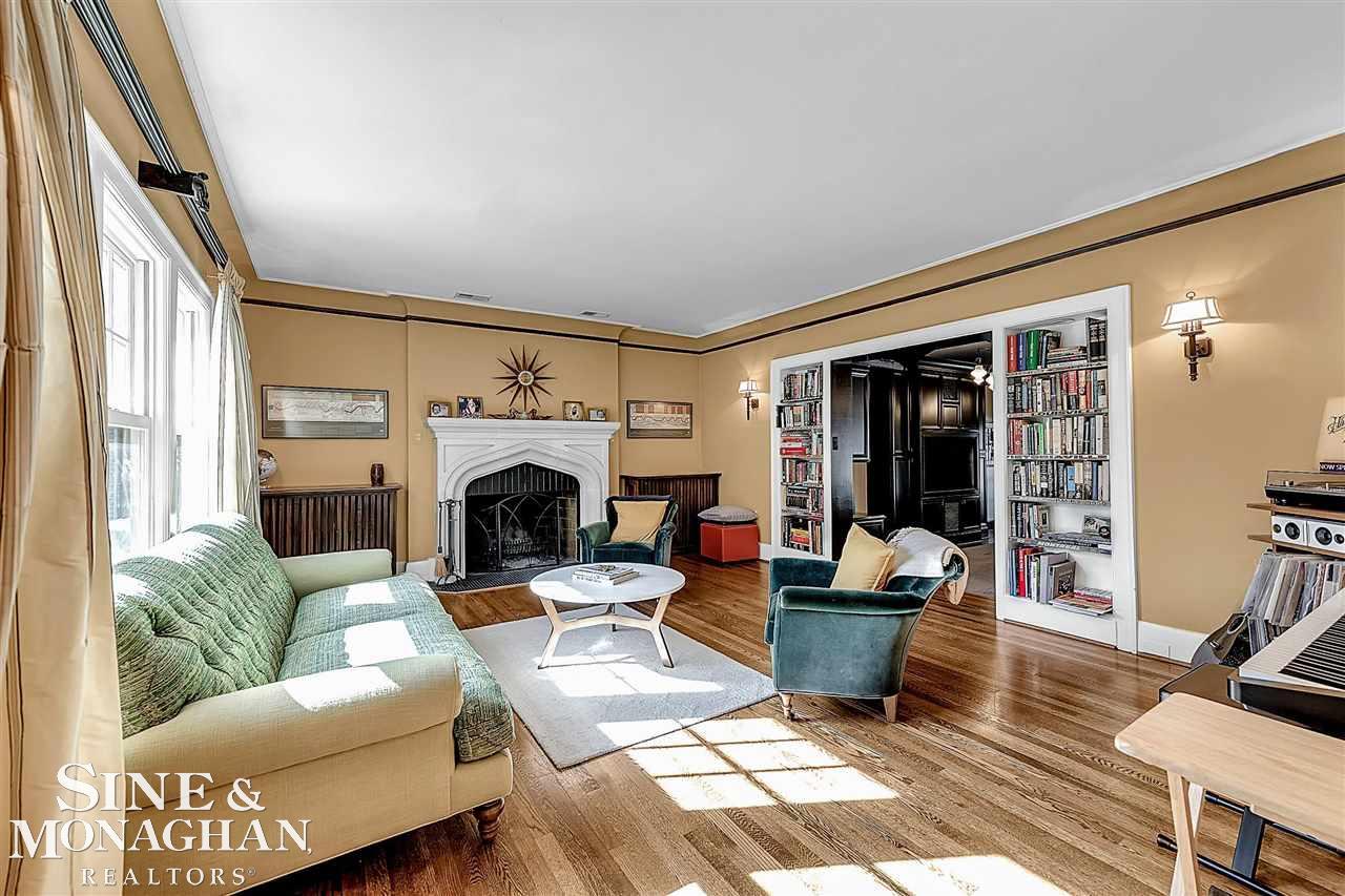1147 Yorkshire Road Grosse Pointe, MI 48230 - Photo 7 of 42 50082456-6.JPG