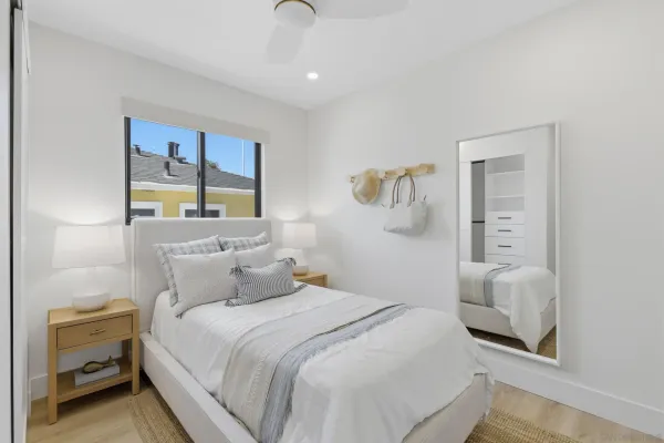$2,995,000 | 811-13 Balboa Court, San Diego, CA 92109