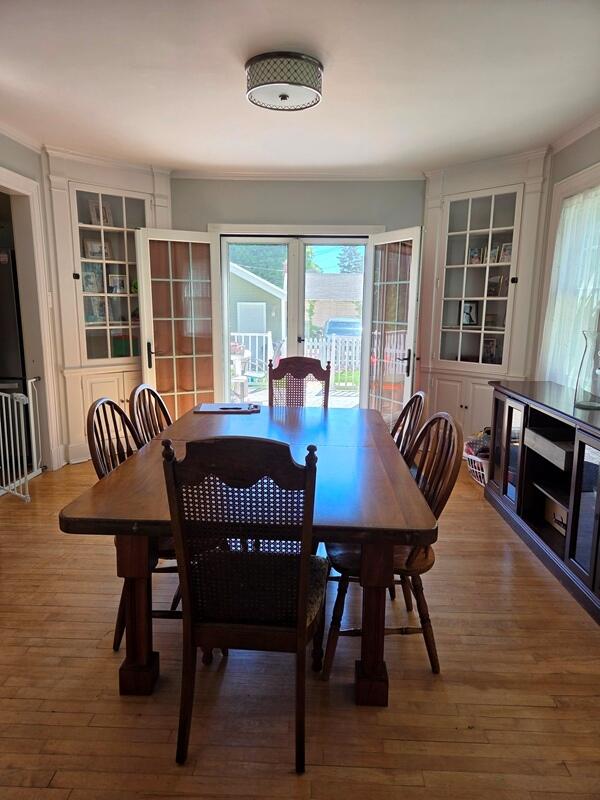 2011 North 9th Street Sheboygan, WI 53081 - Photo 10 of 36 Dining Room