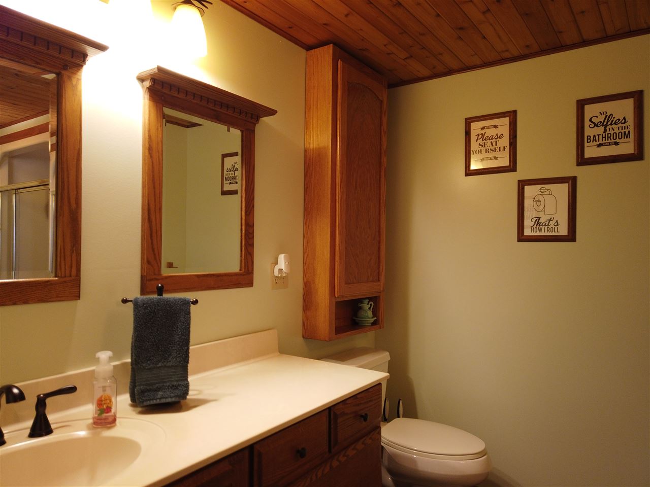 7050 Meredith Grade Road Harrison, MI 48625 - Photo 15 of 52 1880722-36.JPG