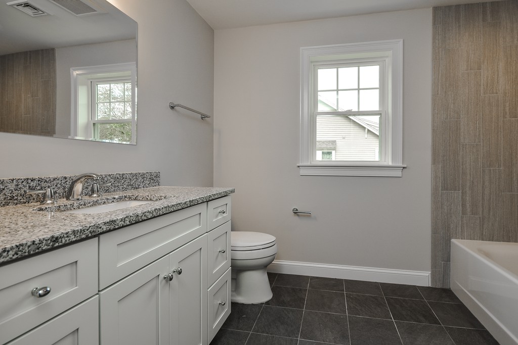 13 Oak Knoll Road Natick, MA 01760 - Photo 12 of 18 Gallery Image 12