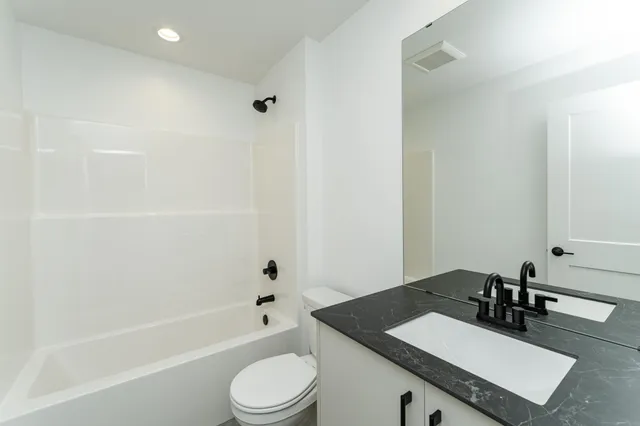 $327,950 | 1089 Century Village Lane Northeast, Rochester, MN 55906