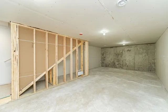 $327,950 | 1089 Century Village Lane Northeast, Rochester, MN 55906