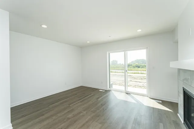 $327,950 | 1089 Century Village Lane Northeast, Rochester, MN 55906