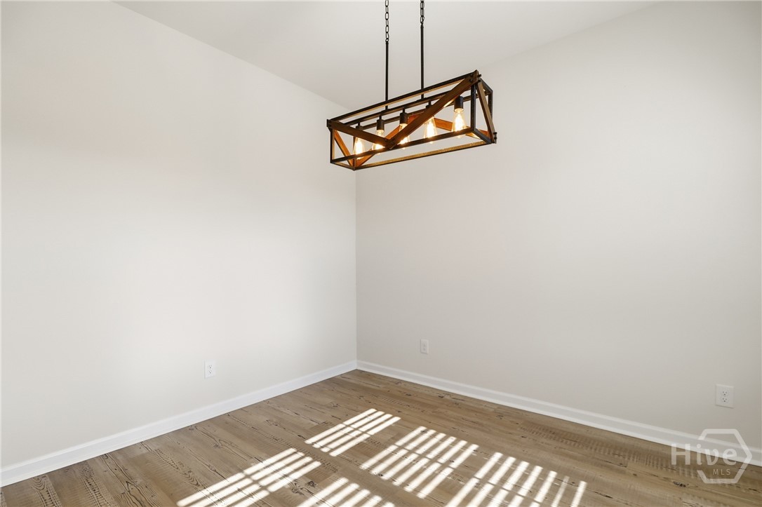 233 Caroline Way Guyton, GA 31312 - Photo 6 of 33 Dining room