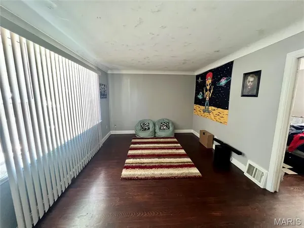 $100,000 | 106 Henquin Drive, St. Louis, MO 63135