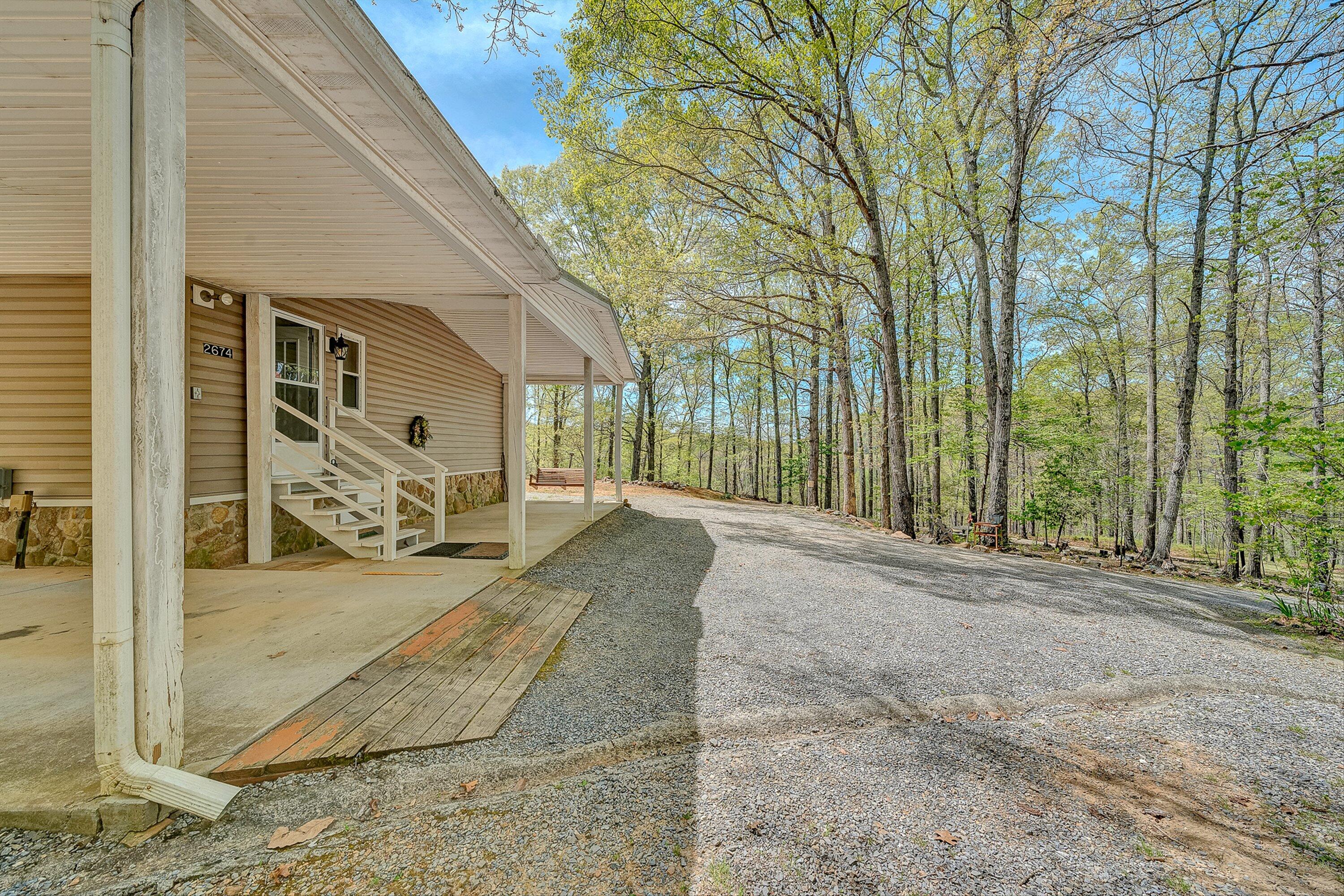 2674 Pico Road Buchanan, VA 24066 - Photo 29 of 59 29-VM-02580