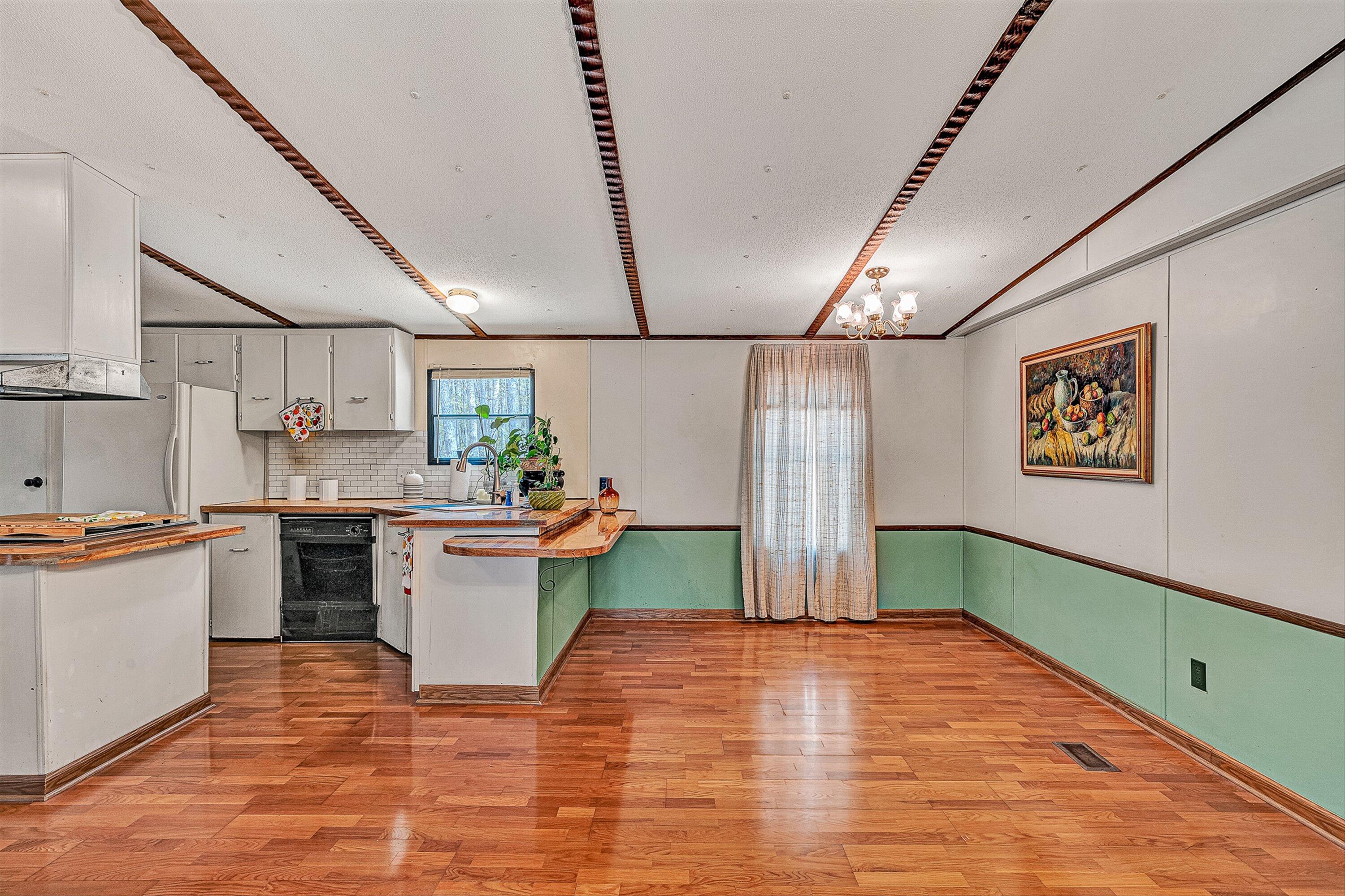 2674 Pico Road Buchanan, VA 24066 - Photo 10 of 59 10-VM-02613