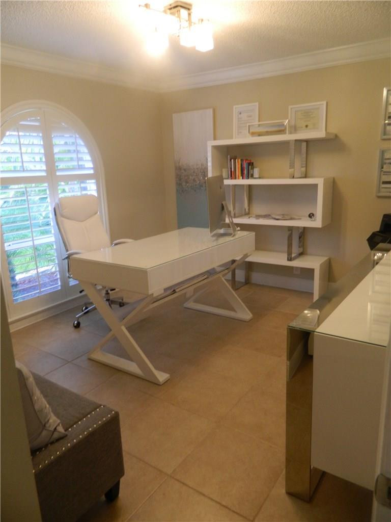 549 Northwest 52nd Street Boca Raton, FL 33487 - Photo 14 of 22 Photo 14