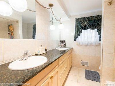 2997 Powderhorn Ridge Road Rochester Hills, MI 48309 - Photo 18 of 26