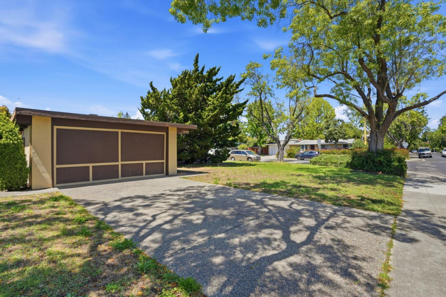 3868 Louis Road Palo Alto, CA 94303 - Photo 2 of 27