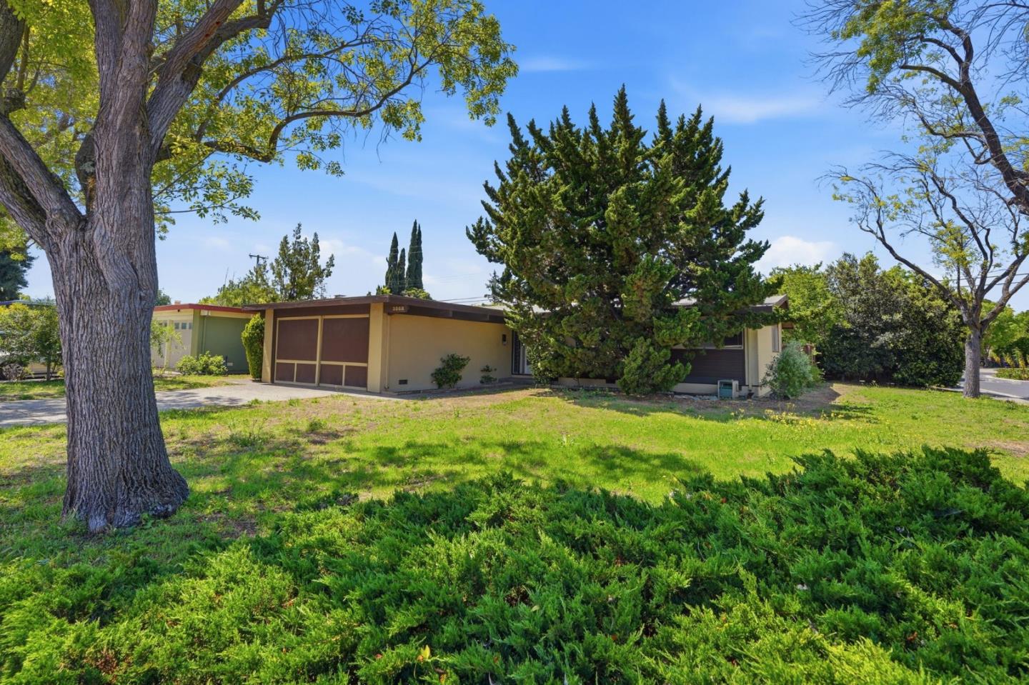 3868 Louis Road Palo Alto, CA 94303 - Photo 3 of 27