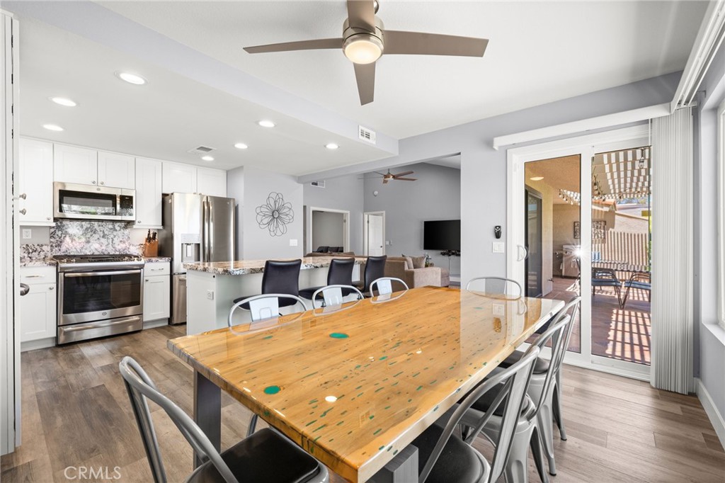 41488 Inverness Way Palm Desert, CA 92211 - Photo 1 of 55