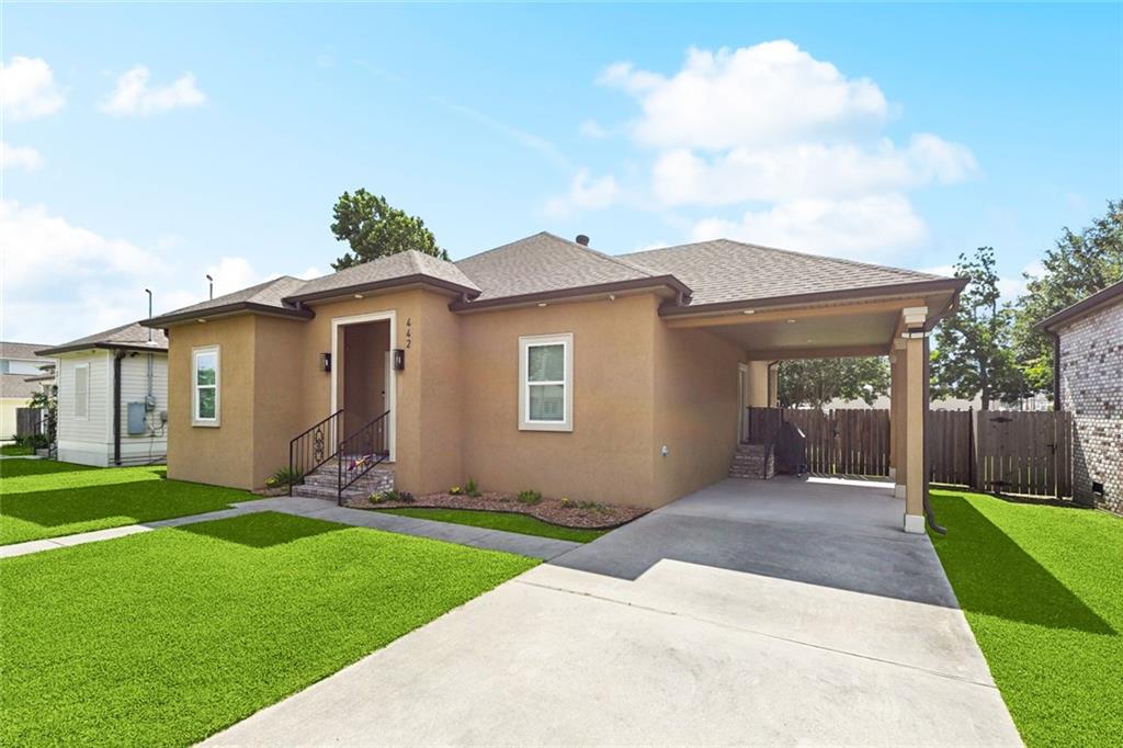 442 Goodhope Street Norco, LA 70079 - Photo 2 of 20