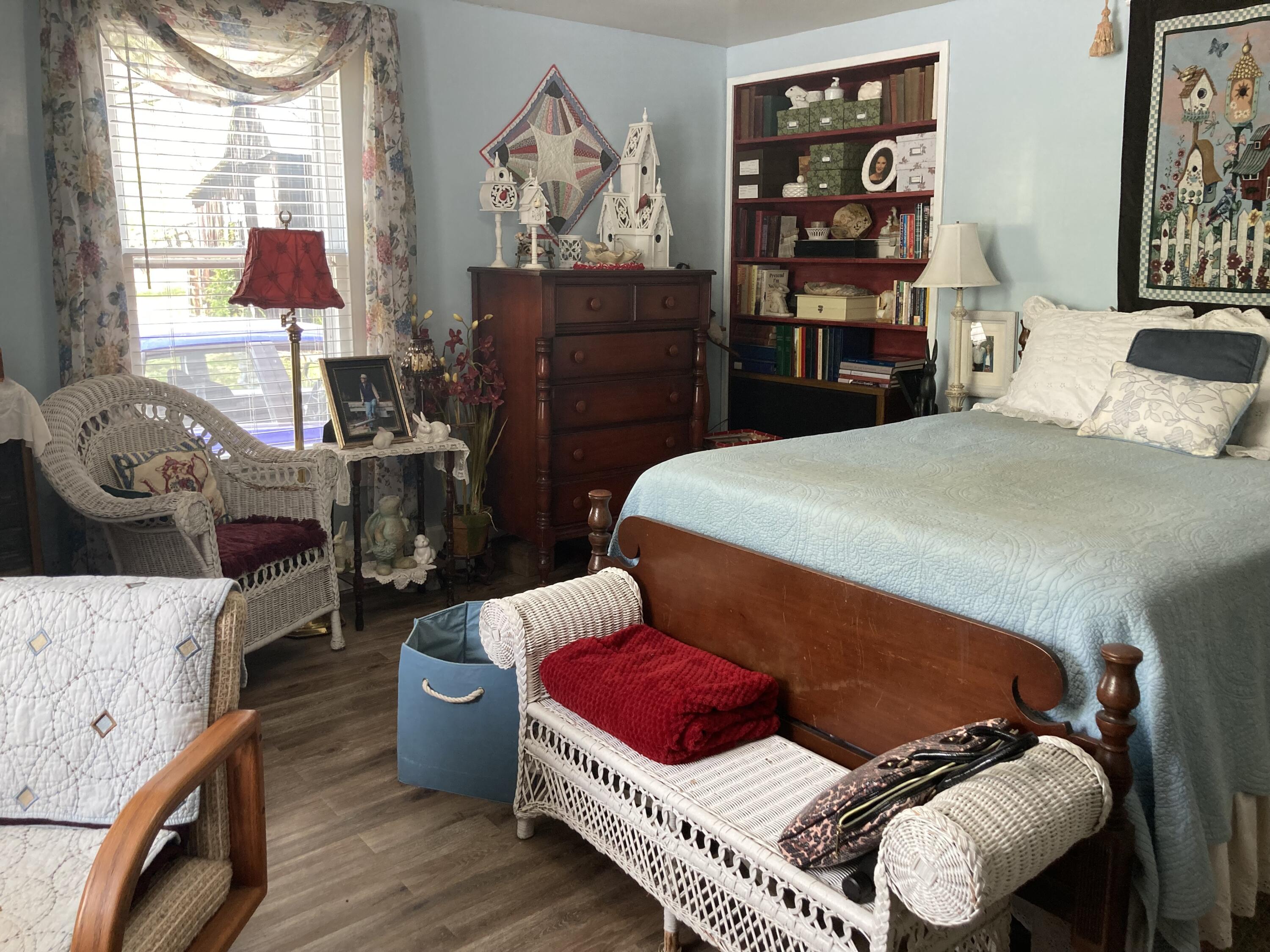1000 Lebanon Road Frankfort, KY 40601 - Photo 27 of 55 Primary Bedroom