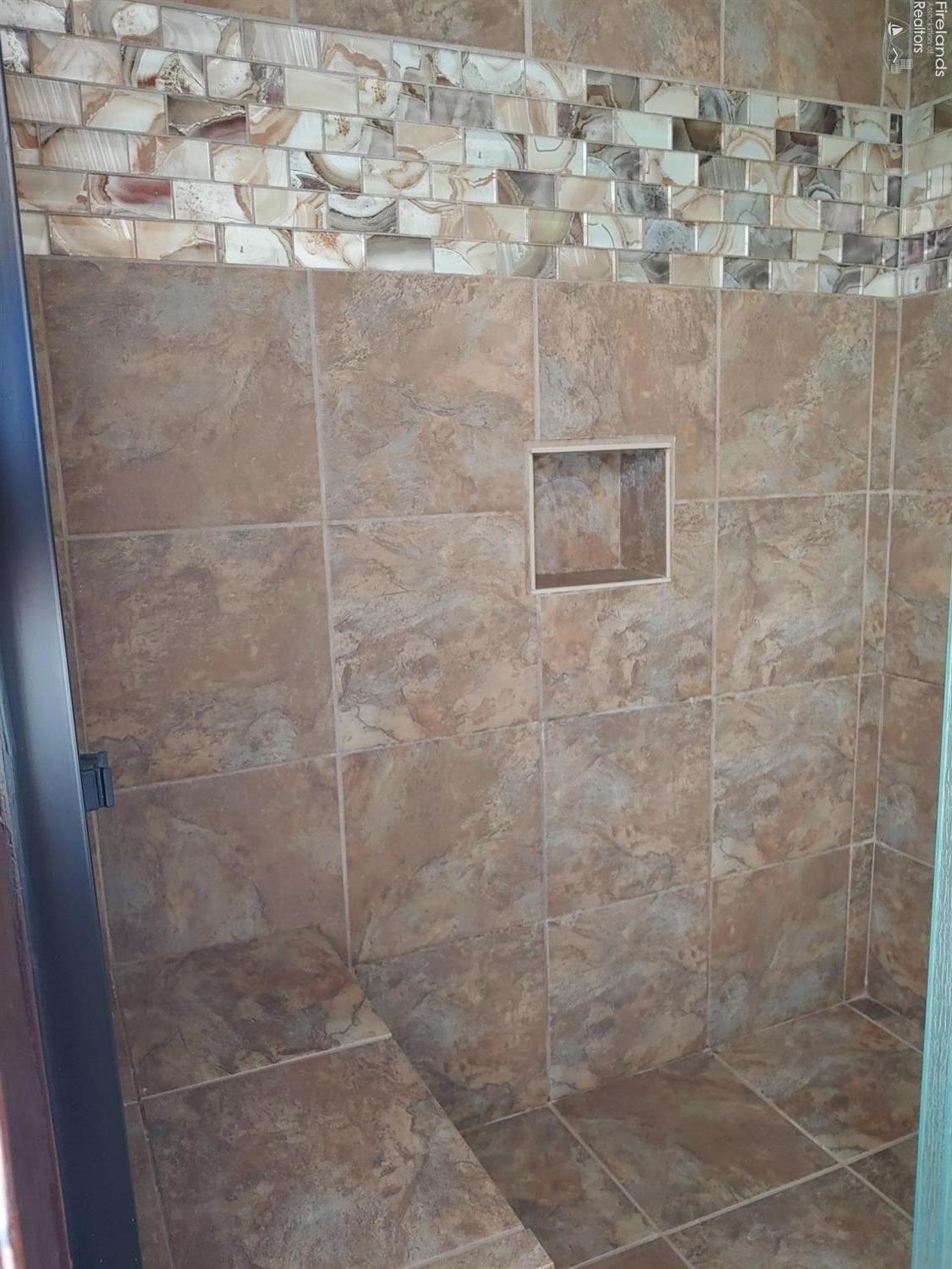 11401 Potter Road Bellevue, OH 44811 - Photo 13 of 21 Gallery Image 13