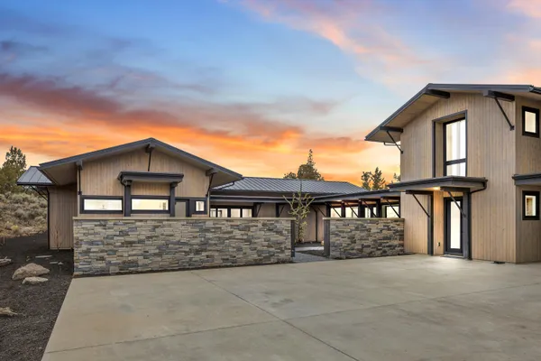 $1,695,000 | 65675 Pronghorn Lane, Unit LOT 16, Bend, OR 97701