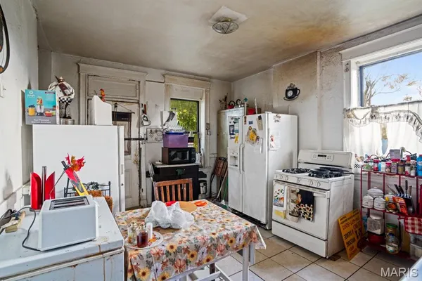 $89,900 | 1942 Clara Avenue, St. Louis, MO 63112