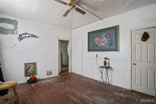 $103,900 | 1942 Clara Avenue, St. Louis, MO 63112