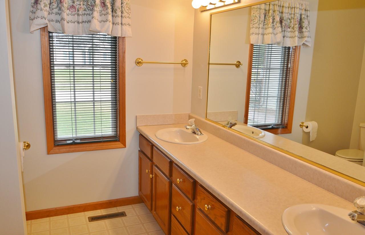 10816 Summer Chase Road Fort Wayne, IN 46818 - Photo 17 of 31 Gallery Image 17
