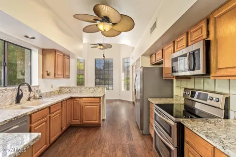 $649,000 | 12026 North 55th Street, Scottsdale, AZ 85254