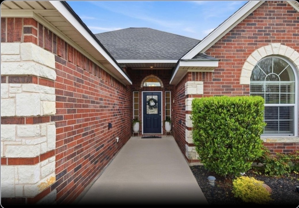 232 North Dixie Street Brenham, TX 77833 - Photo 4 of 43