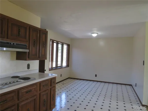 $545,000 | 772 Hwy D, Ellington, MO 63638