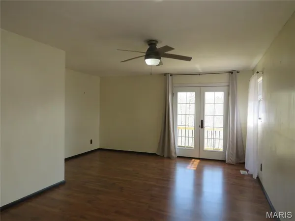 $545,000 | 772 Hwy D, Ellington, MO 63638