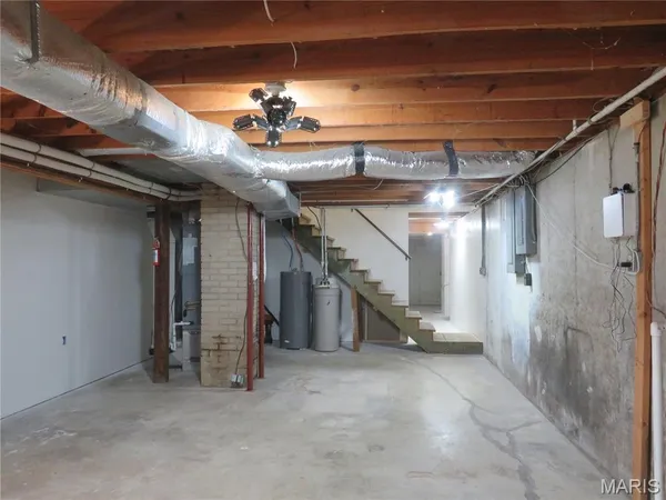 $545,000 | 772 Hwy D, Ellington, MO 63638